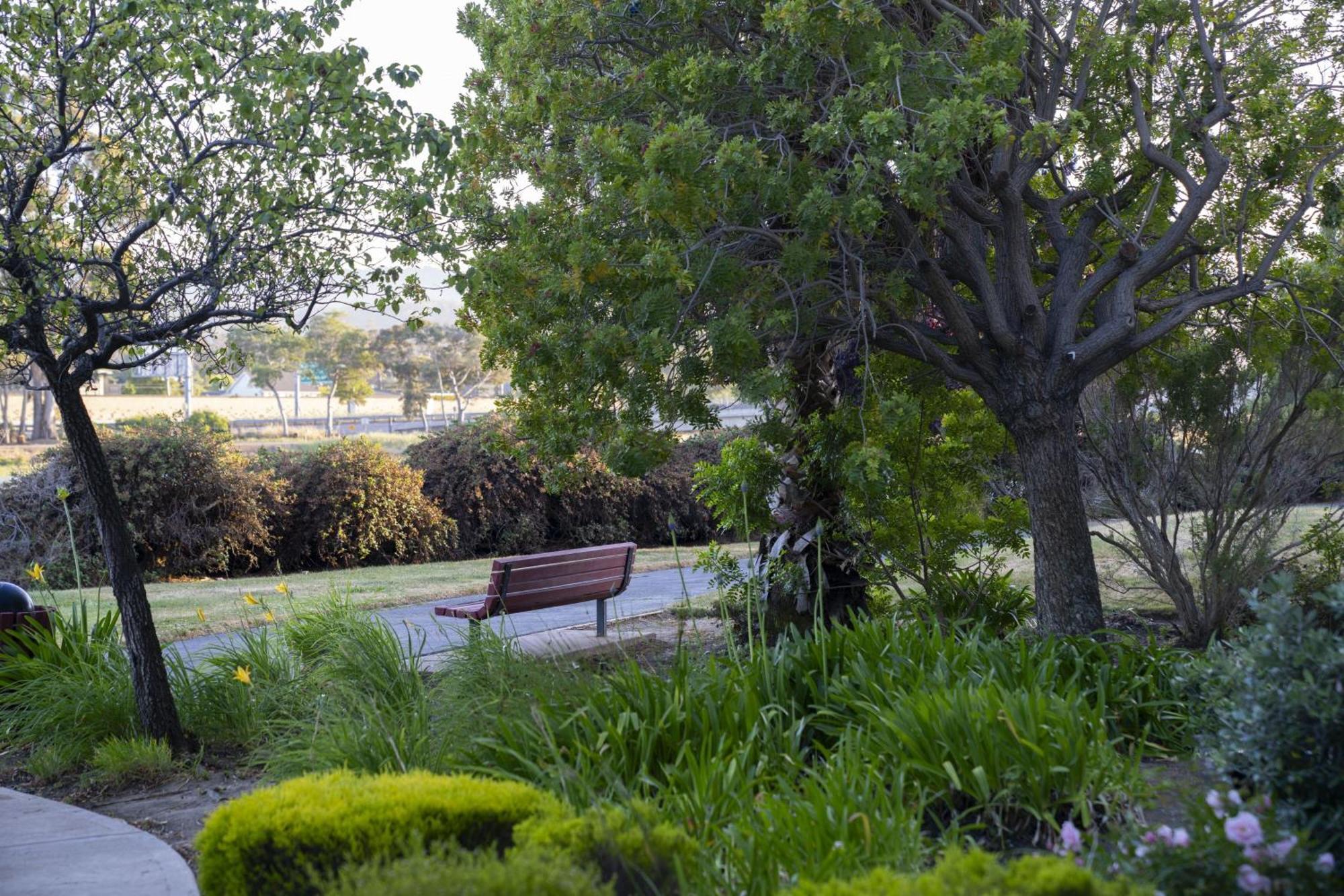 Courtyard San Francisco Airport Burlingame Hotel Exterior photo
